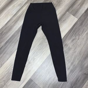 EUC BuffBunny Live Free Leggings Black